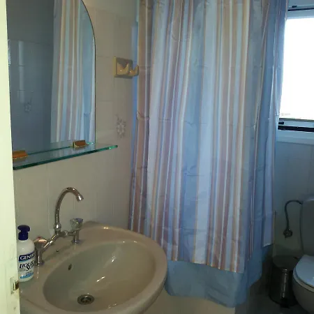 Athineos Apartment *